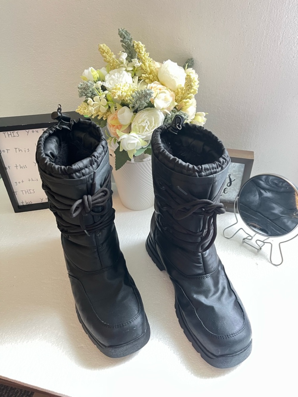 Crater Ridge Women's Black Insulated Winter Lace-Up Boots